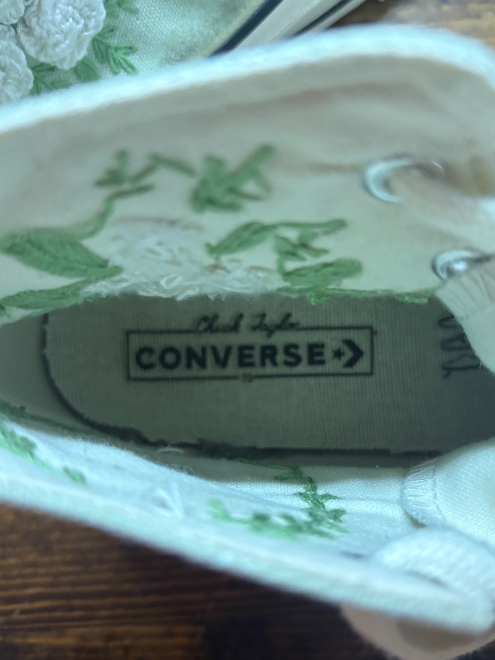 Converse green floral embroidered high top sneakers size W7 - Picture 8 of 11